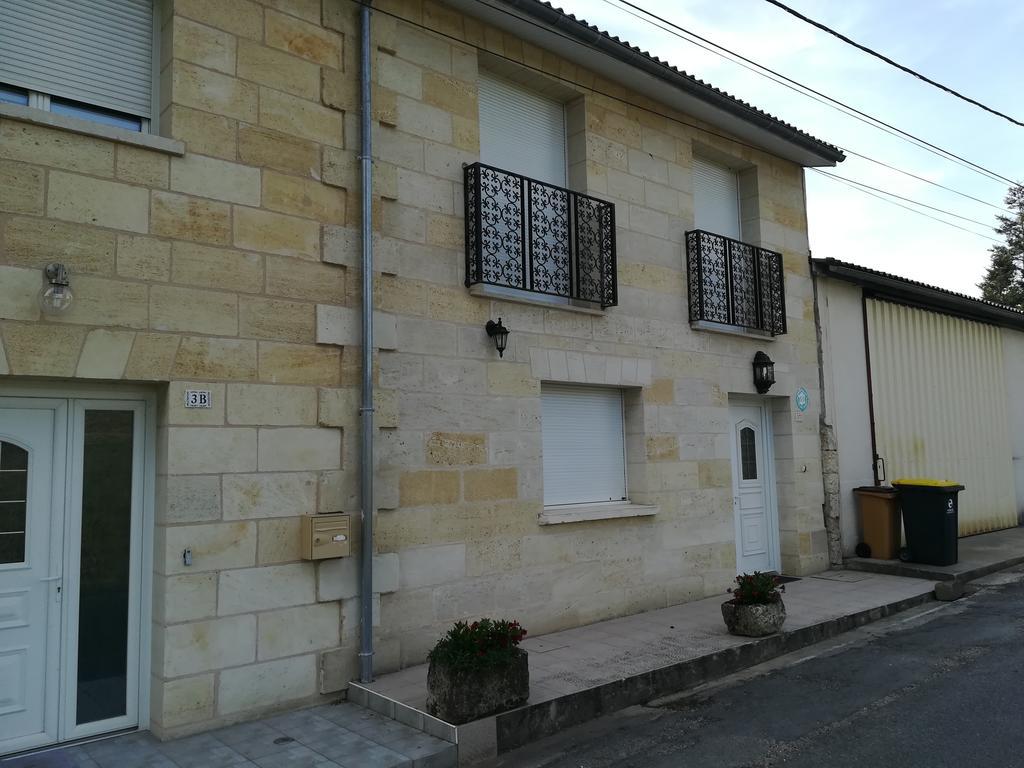 Gite Du Vignoble Sidky Lussac  Экстерьер фото